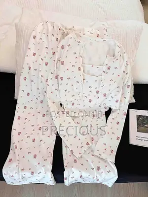 Ladies Luxury Nightie – Beautiful Comfortable
