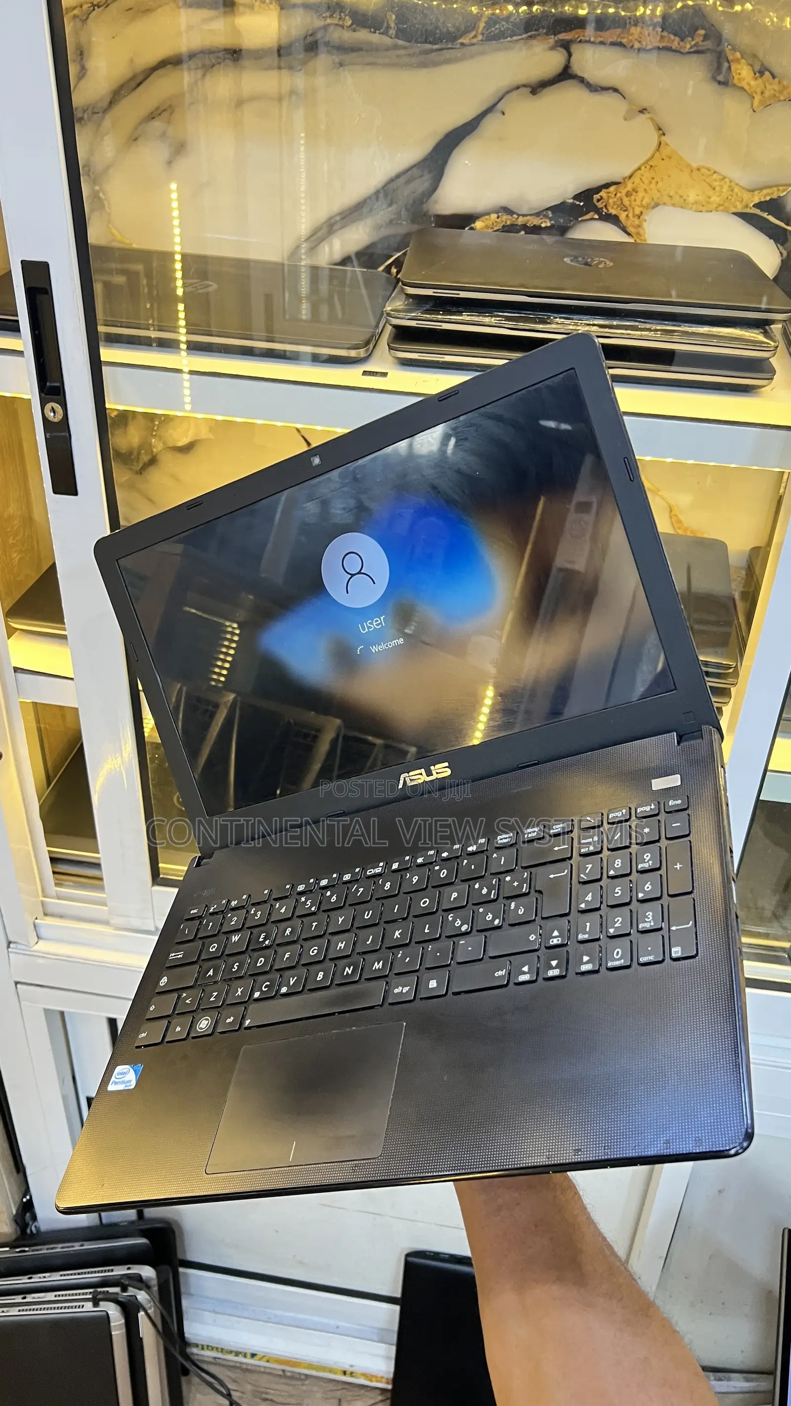 Laptop Asus X501A 2GB Intel Pentium HDD 160GB