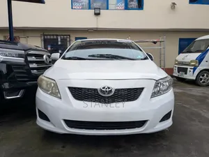 Toyota Corolla 2011 White