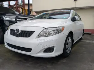 Toyota Corolla 2011 White