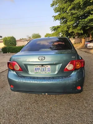 Toyota Corolla 2009 Gray