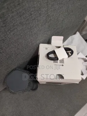 Open Box Sony XE200 Bluetooth Speaker
