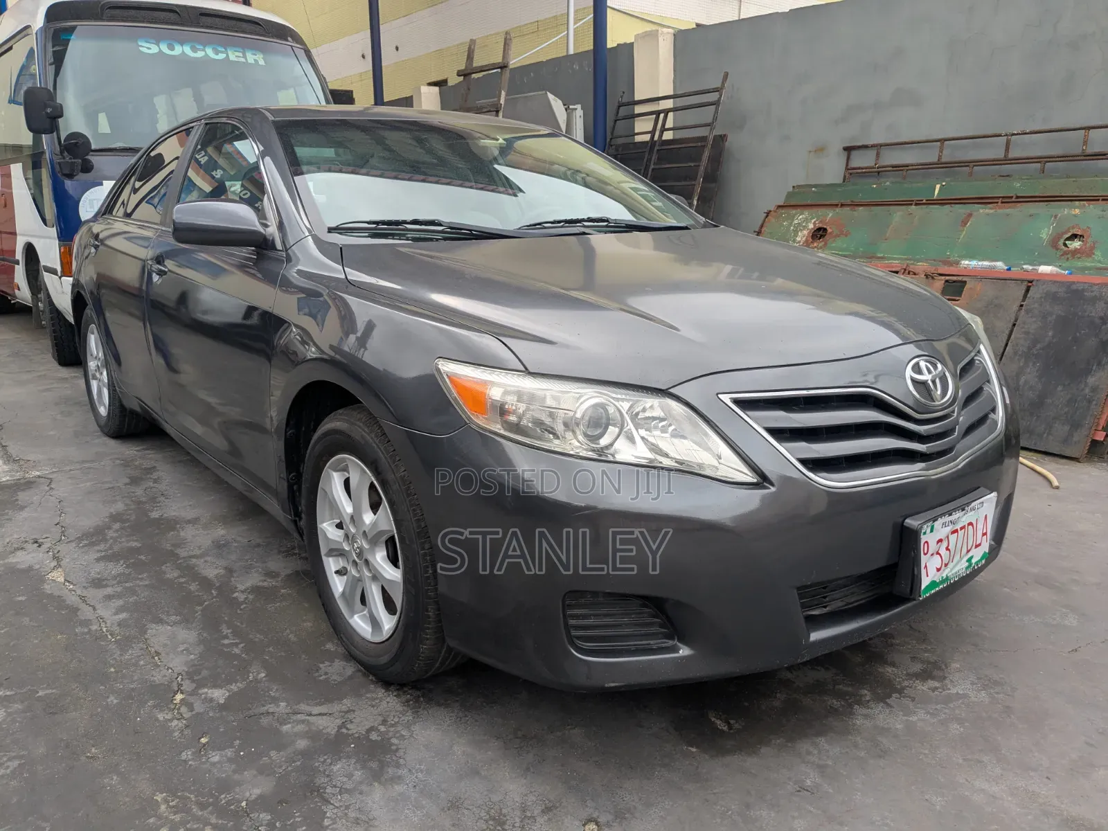Toyota Camry 2010 Gray