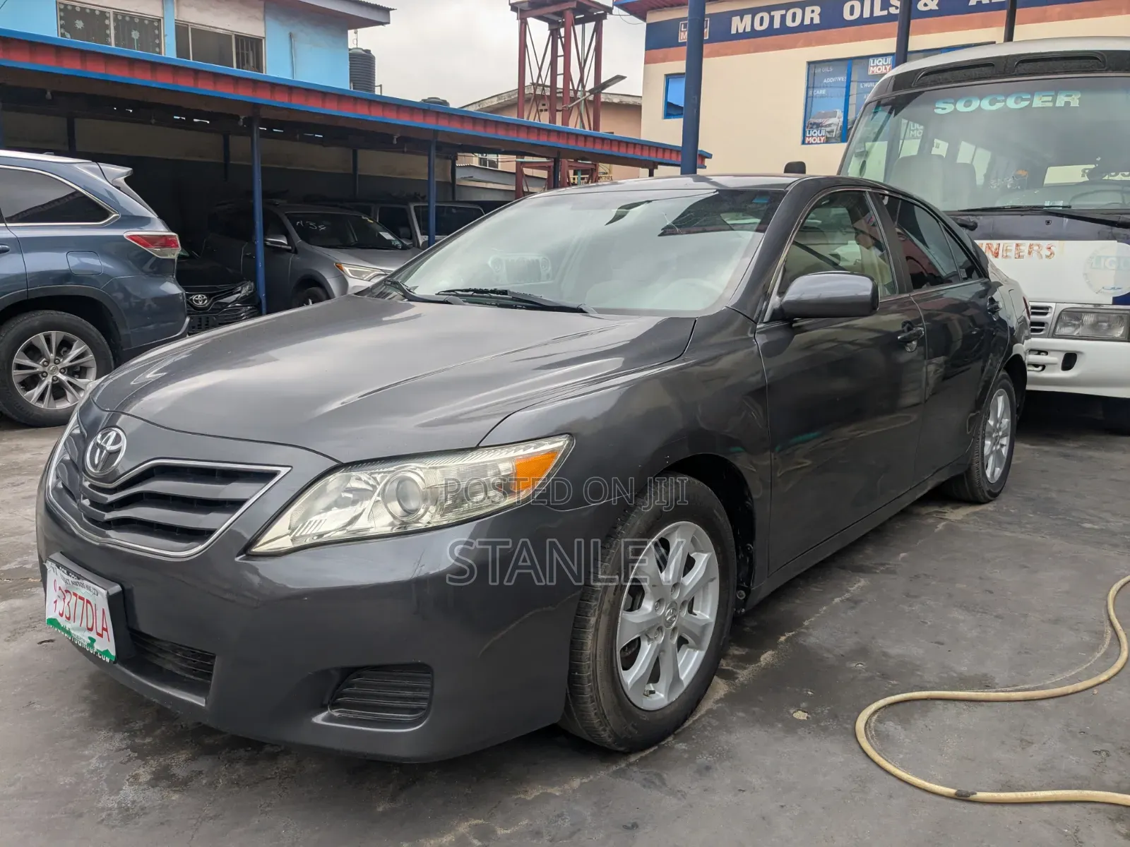 Toyota Camry 2010 Gray
