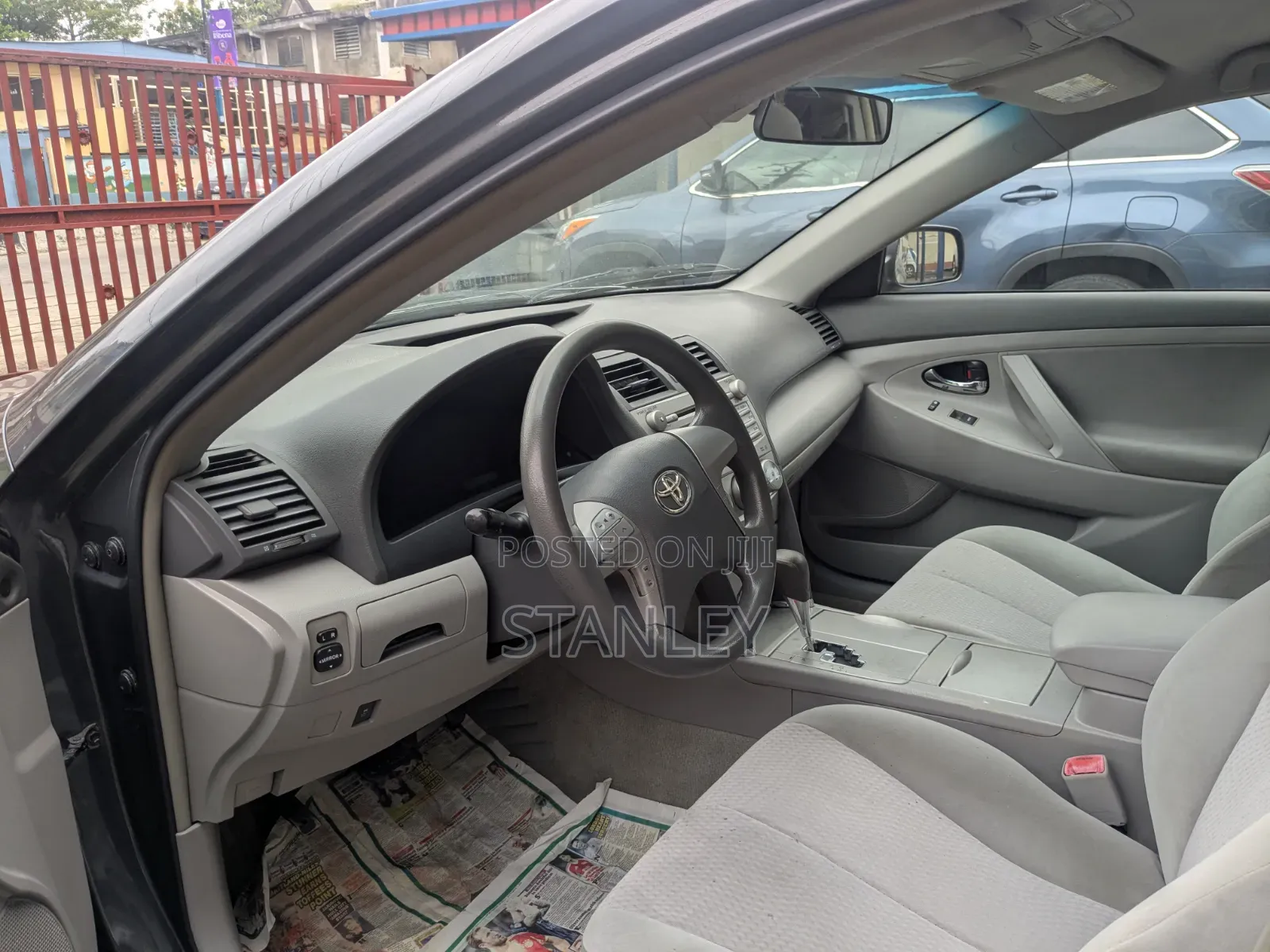 Toyota Camry 2010 Gray