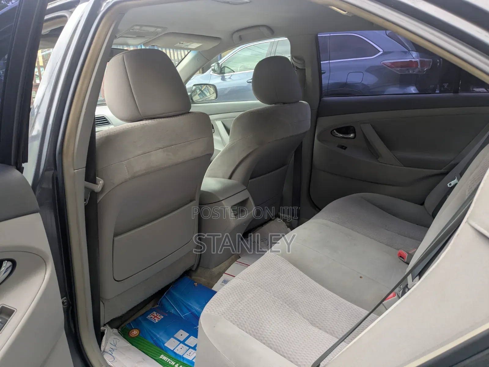 Toyota Camry 2010 Gray