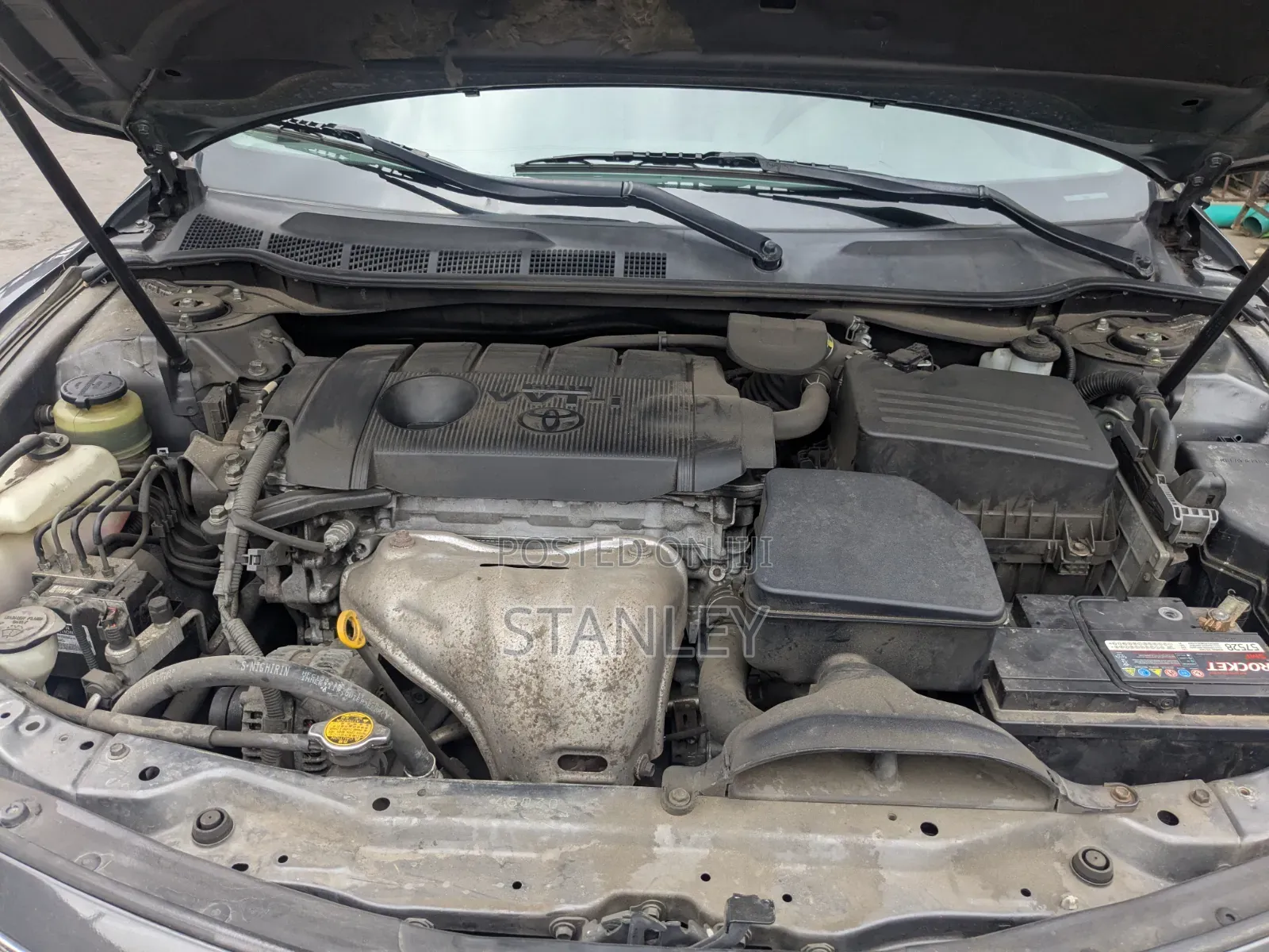 Toyota Camry 2010 Gray