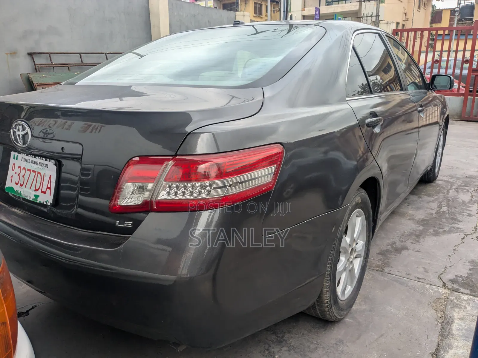 Toyota Camry 2010 Gray