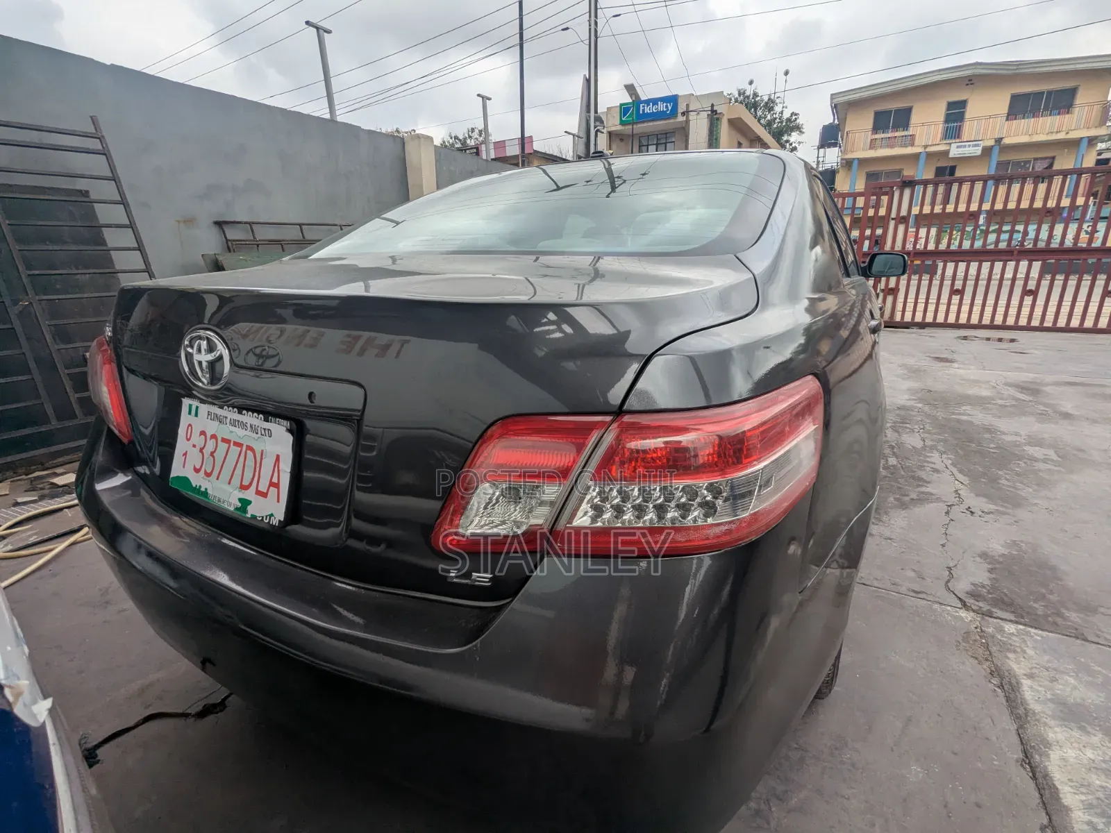 Toyota Camry 2010 Gray