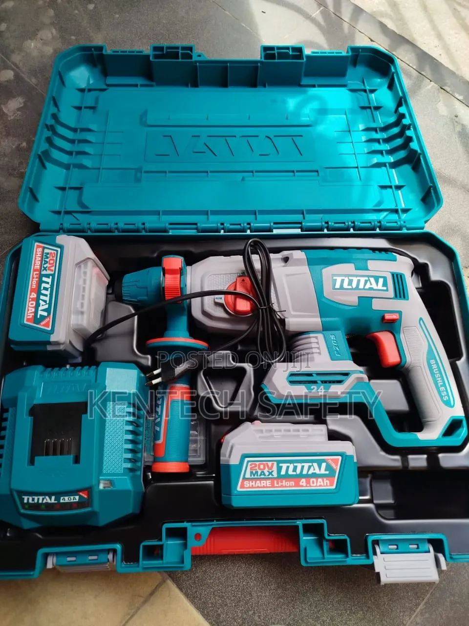 26mm Hammer Drill Machine TOTAL Battery Type