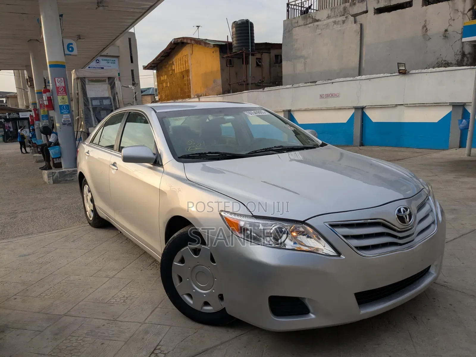 Toyota Camry 2010 Silver
