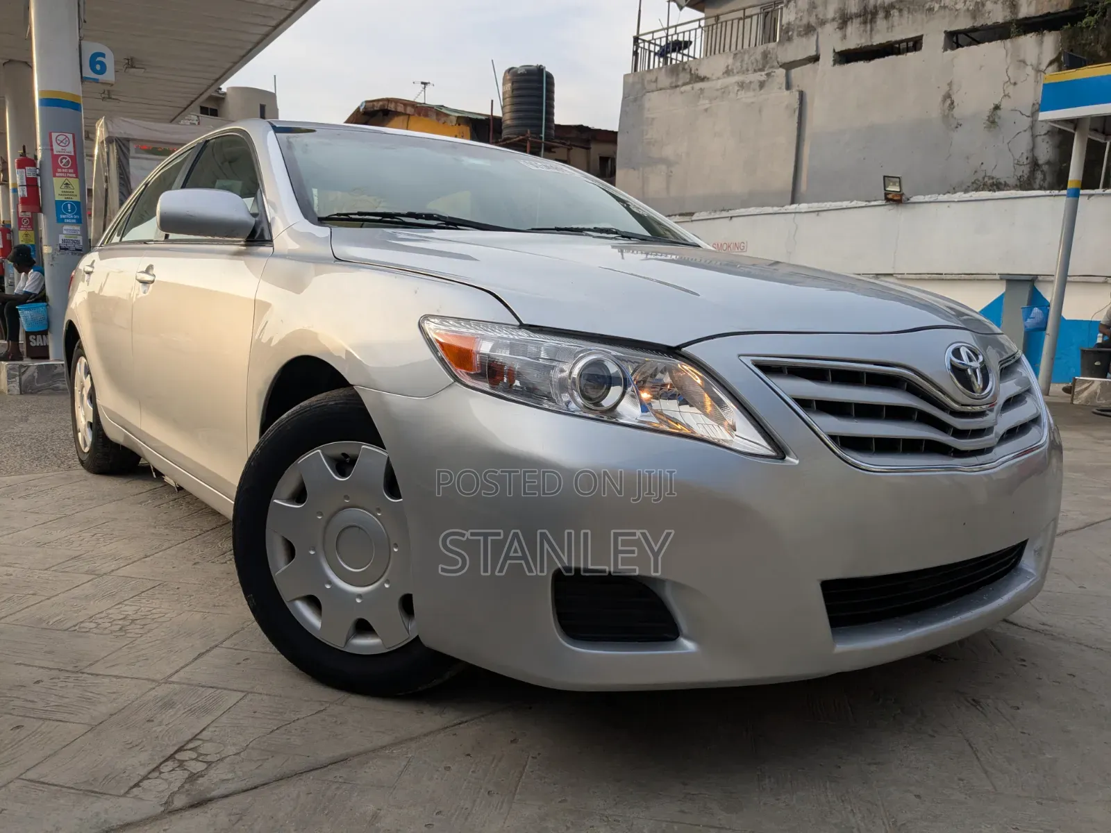 Toyota Camry 2010 Silver