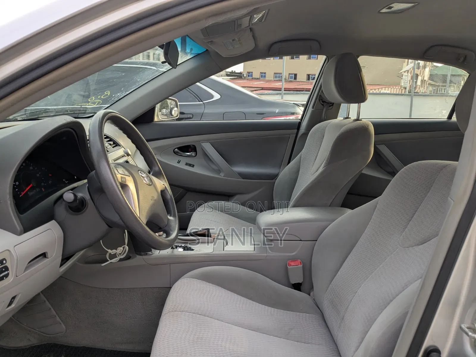 Toyota Camry 2010 Silver