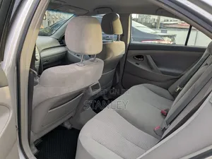Toyota Camry 2010 Silver