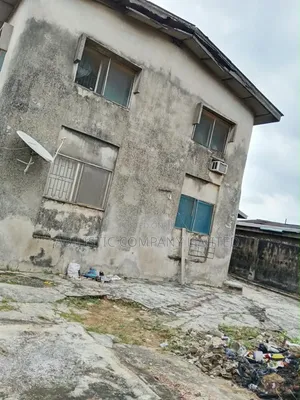 3bdrm Block of Flats in Not Inside Estate, Ifako-Ogba for sale