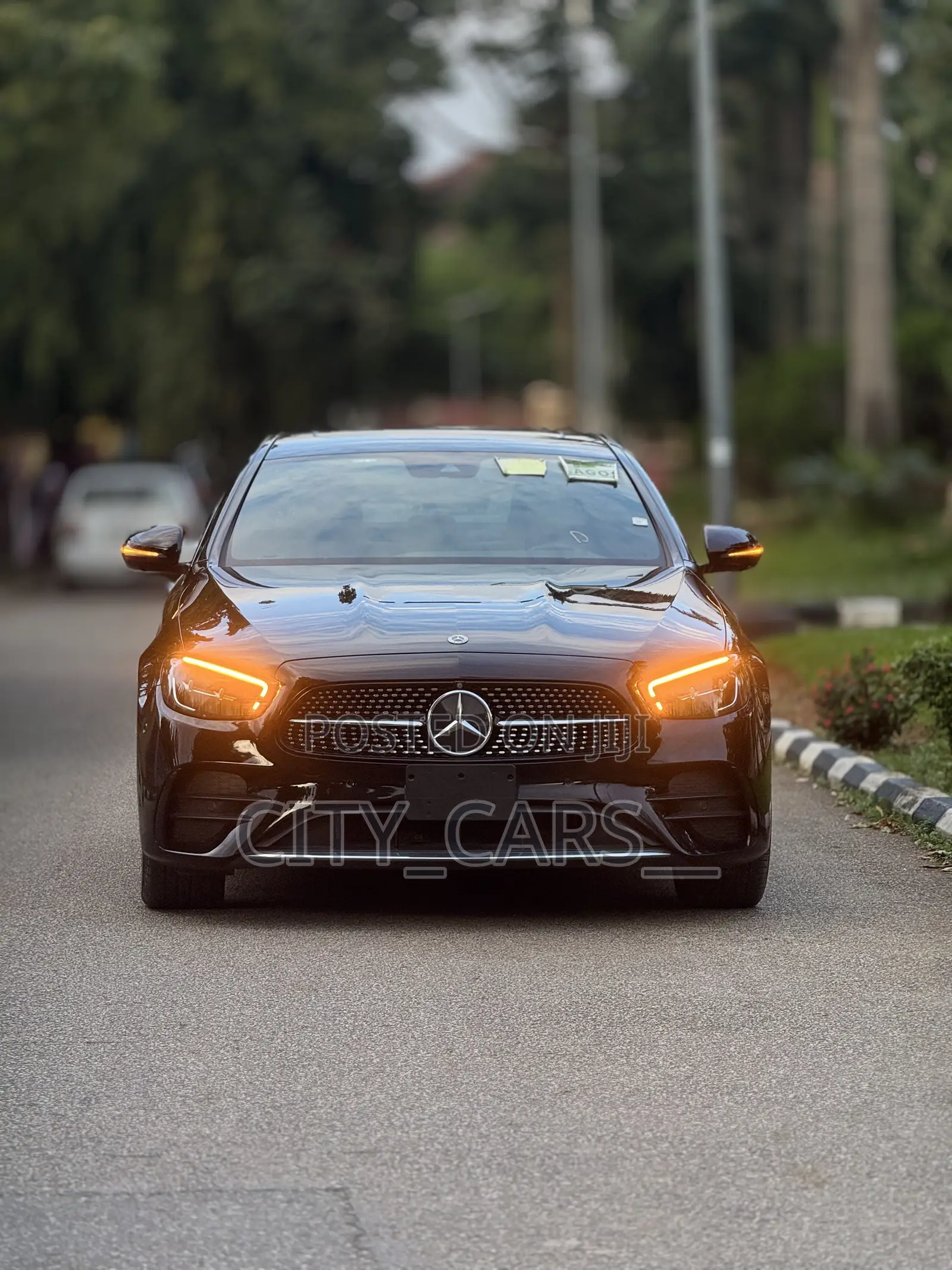 Mercedes-Benz E350 2022 Black