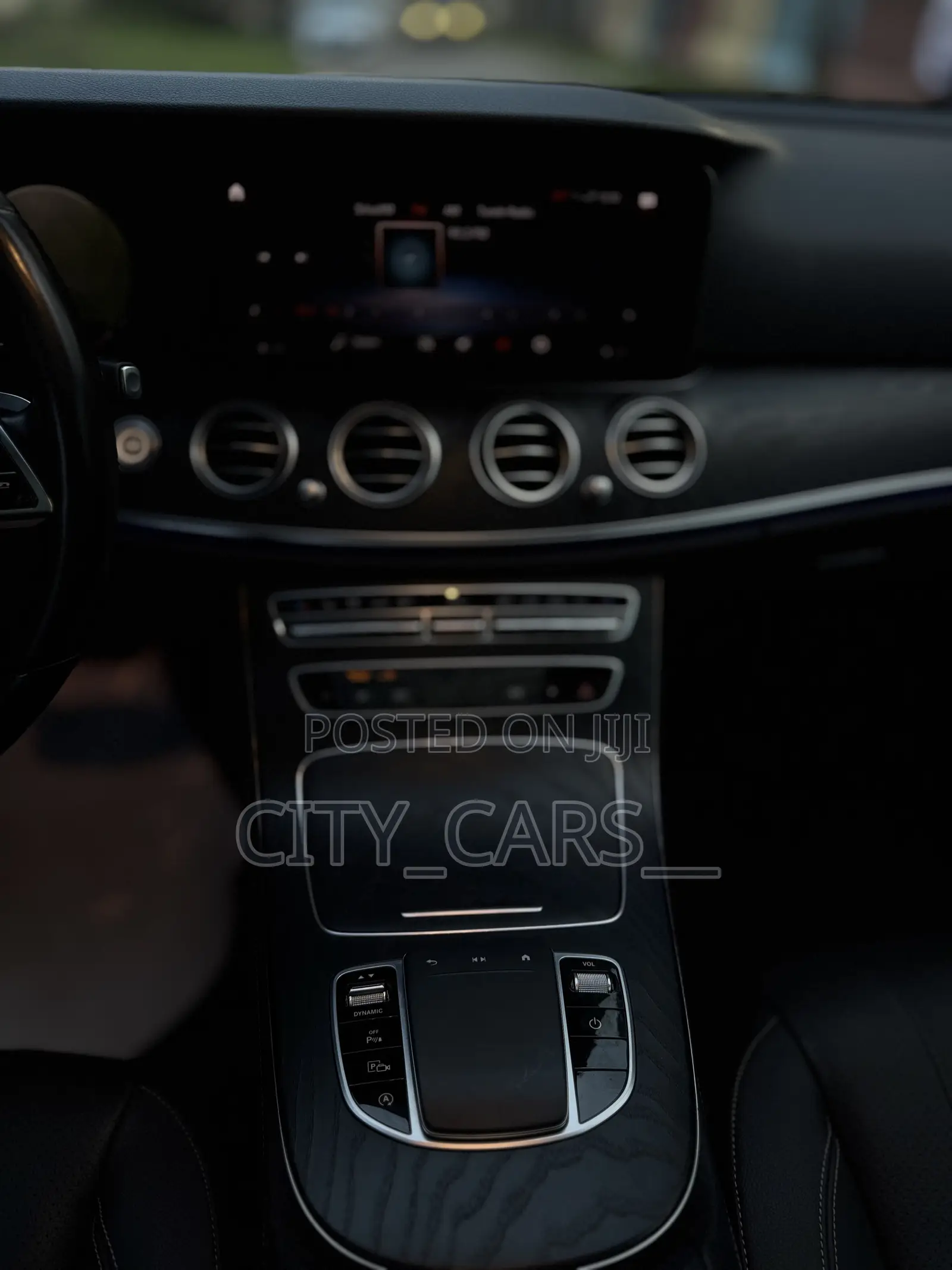 Mercedes-Benz E350 2022 Black
