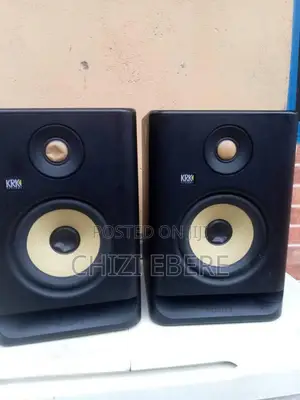 KRK Rokit 5 Speakers With Complete Cables
