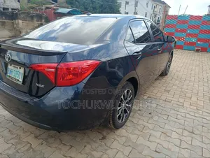 Toyota Corolla 2018 Blue