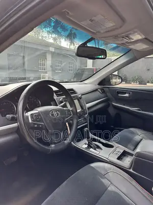 Toyota Camry XSE 4dr Sedan (2.5l 4cyl 6A) 2016 Gray