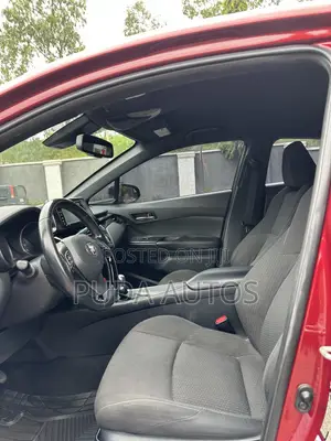 Toyota C-HR XLE FWD Sport Utility (2.0L 4cyl 2AM) 2018 Red
