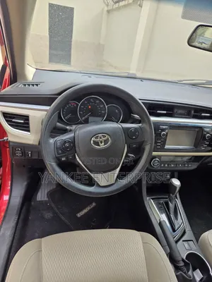 Toyota Corolla 2014 Red