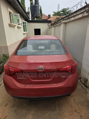 Toyota Corolla 2014 Red