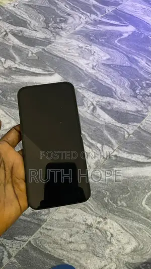 Apple iPhone 13 128 GB Green