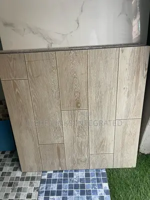 Nonslippery Floor Tiles