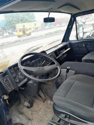 Volkswagen LT 1995 Blue