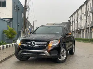 Mercedes-Benz GLC-Class 2017 Black
