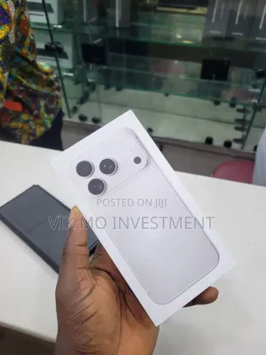 New Apple iPhone 18 Pro 256 GB Silver