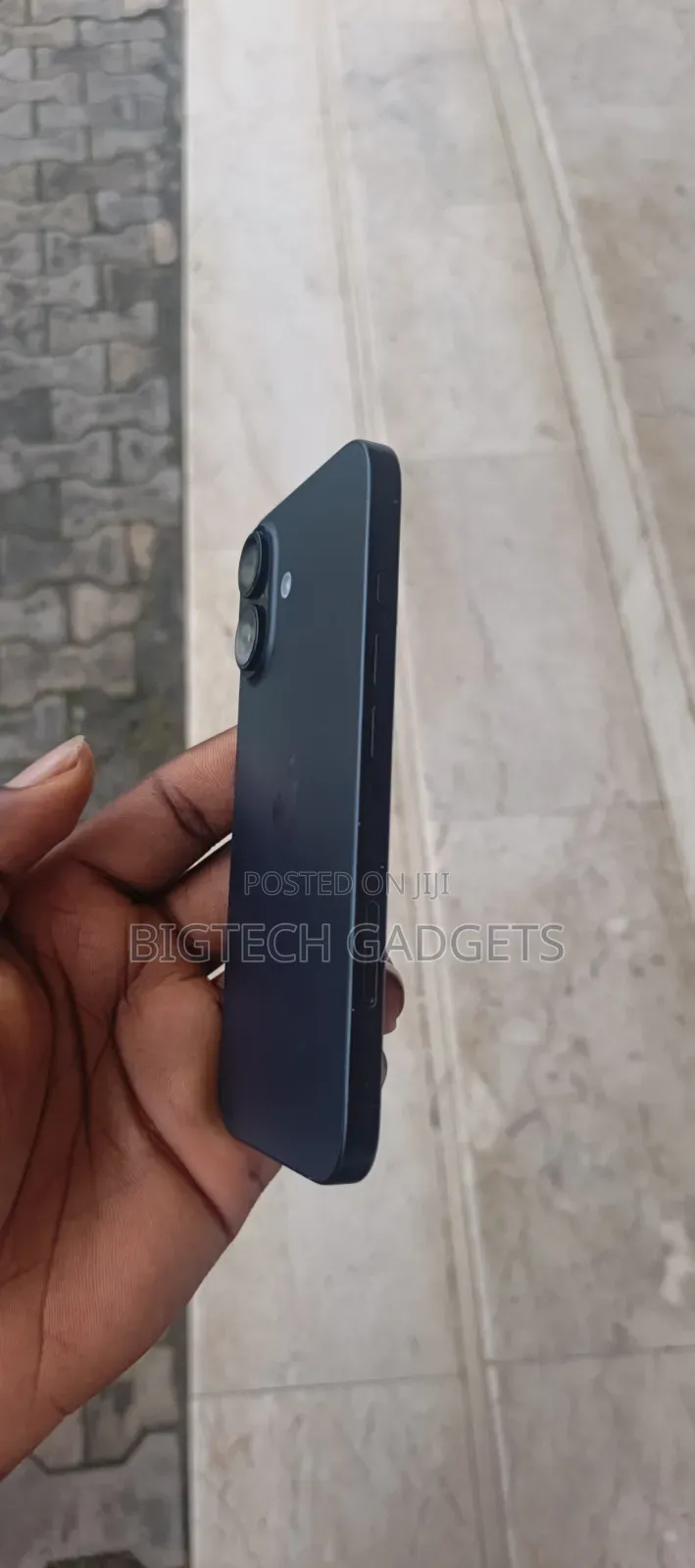 New Apple iPhone 16 128 GB Black