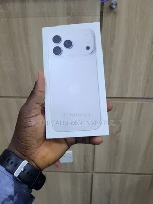 New Apple iPhone 18 Pro Max 256 GB Silver