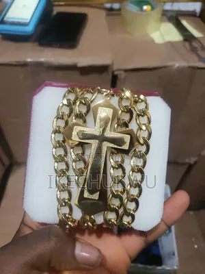 Bishop Chains With Pendant