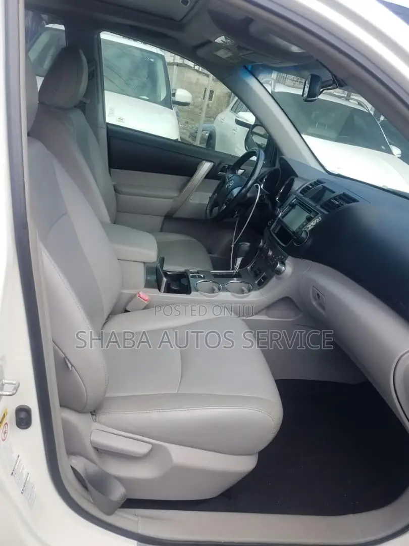 Toyota Highlander 2013 White