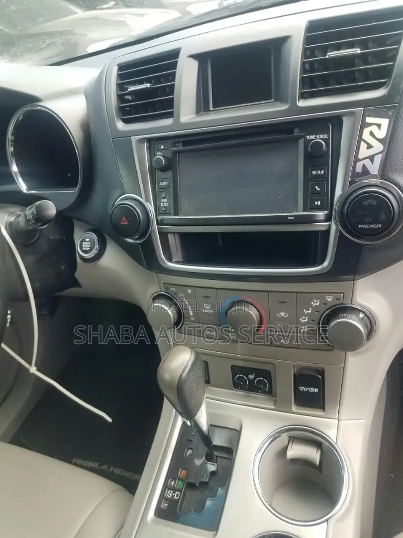Toyota Highlander 2013 White