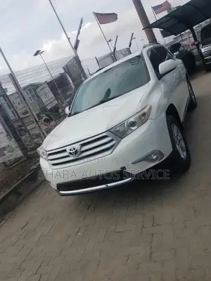 Toyota Highlander 2013 White