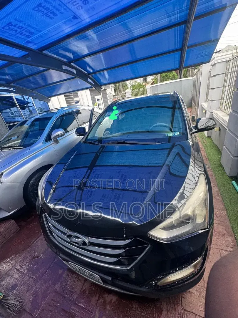 Hyundai Santa Fe 2015 Black
