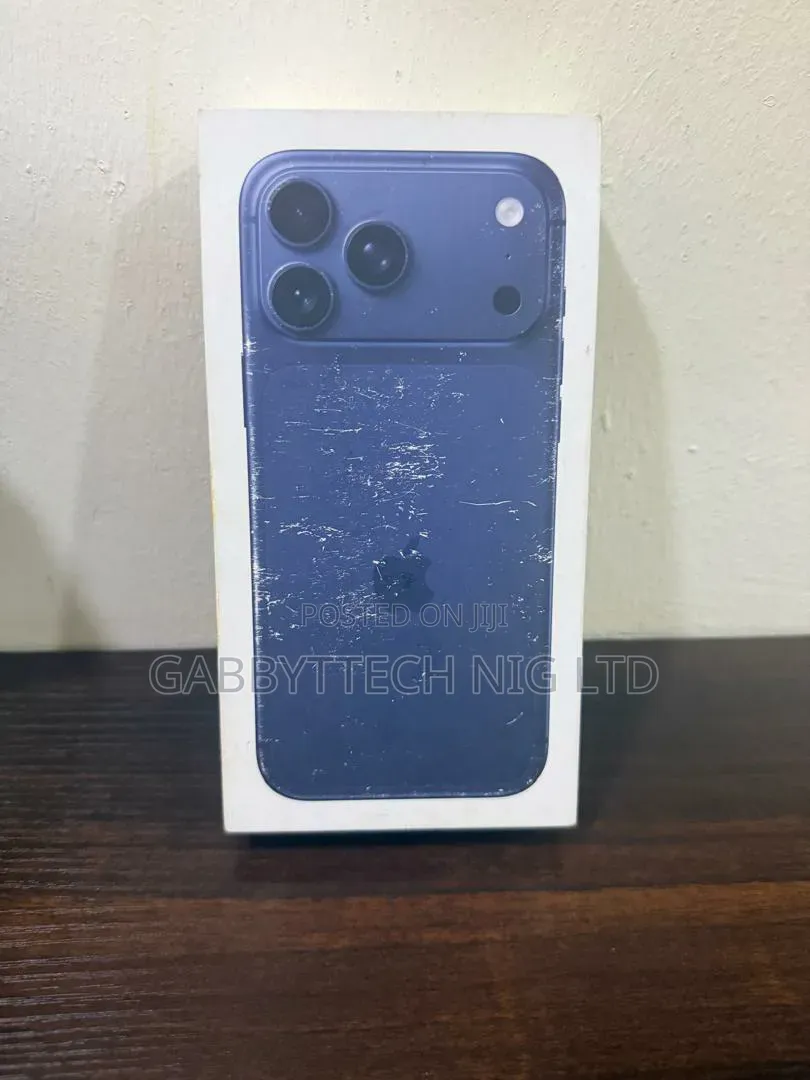 New Apple iPhone 17 Pro Max 1 TB Blue