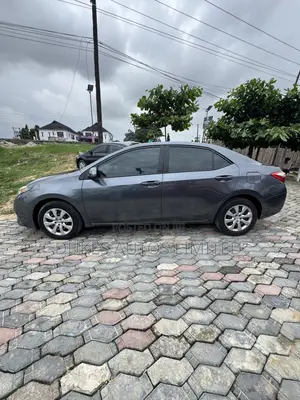 Toyota Corolla 2015 Gray