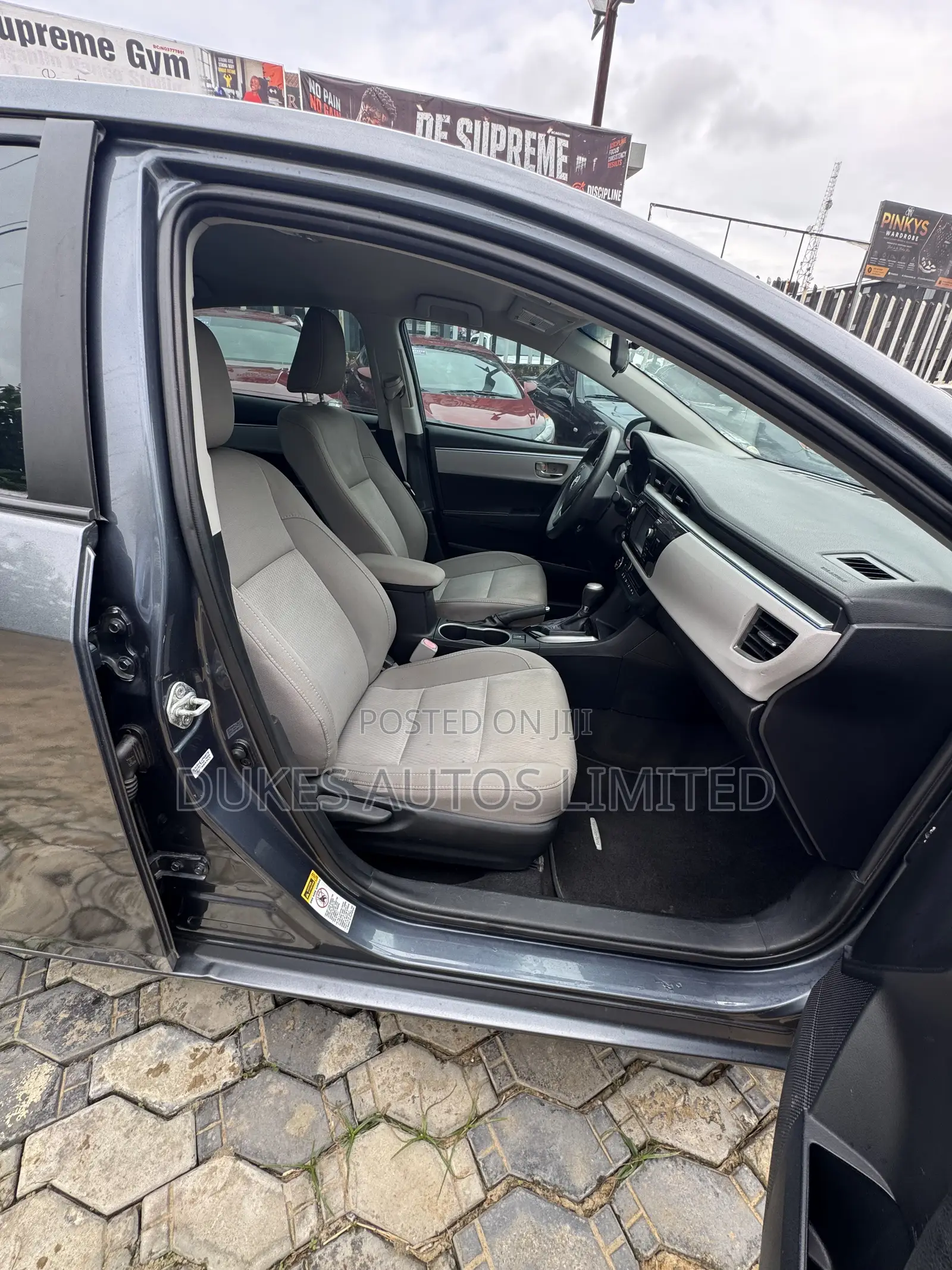 Toyota Corolla 2015 Gray