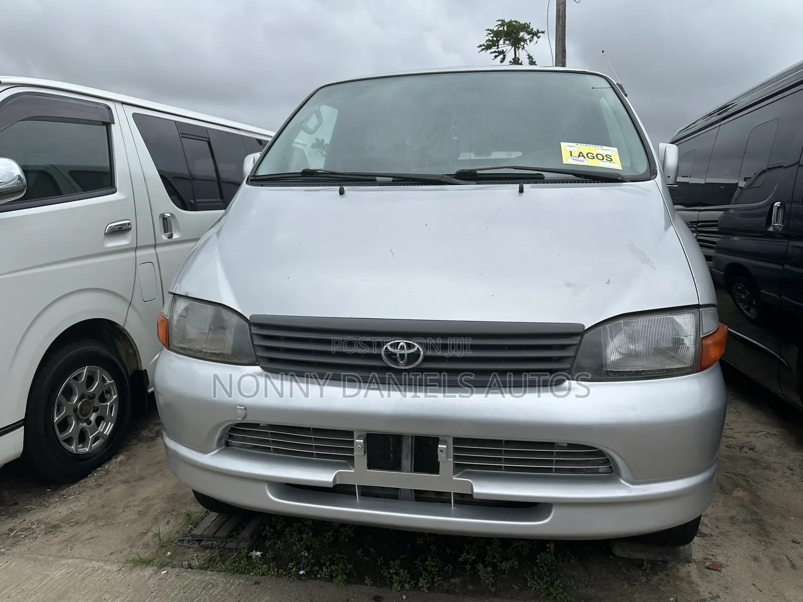 Toyota HiAce 2006 Silver