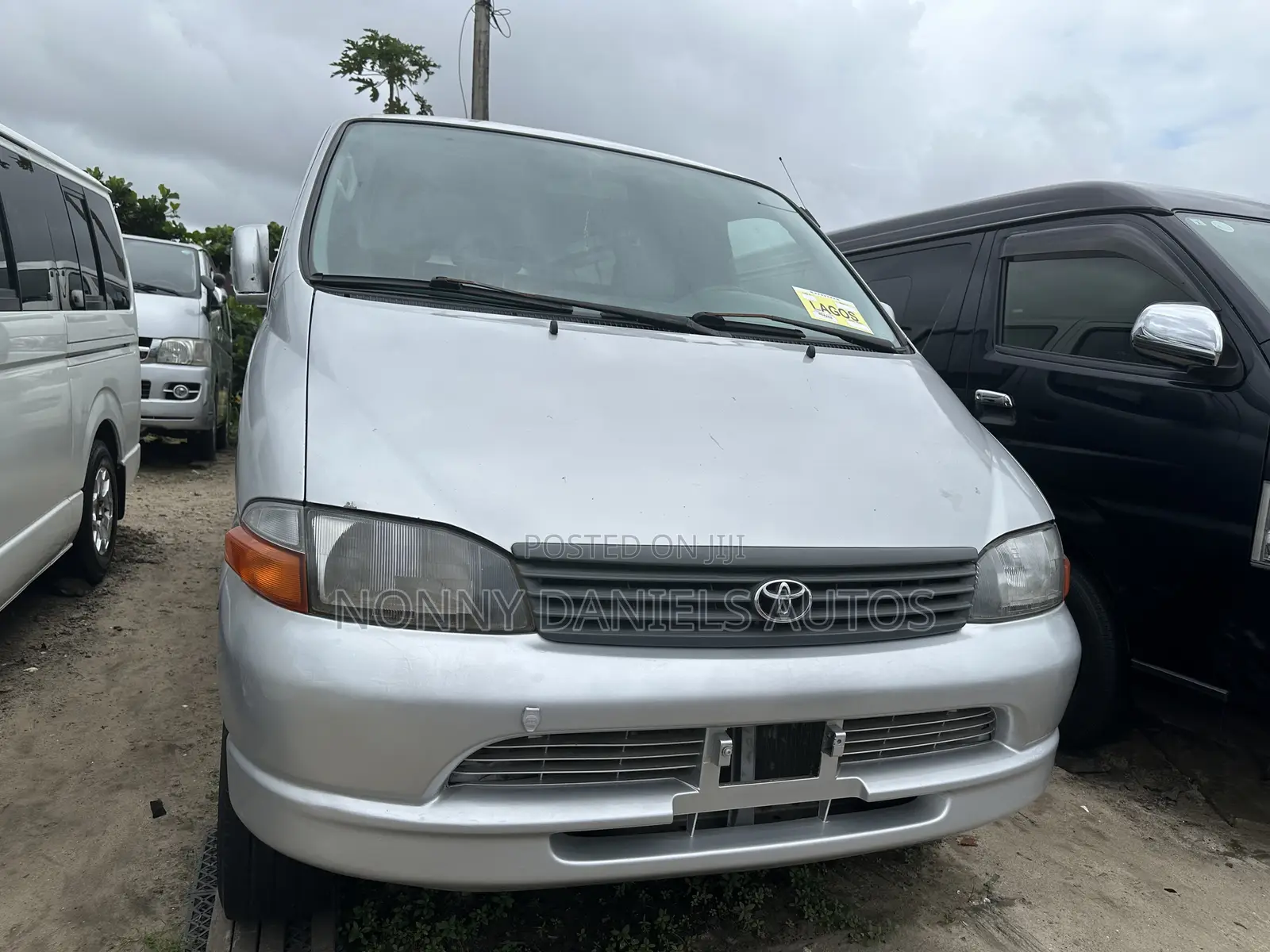 Toyota HiAce 2006 Silver