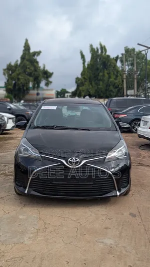 Toyota Yaris 2015 Black