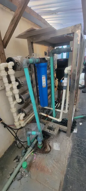 Complete Commercial RO Water Treatment Plant With Storage Tanks