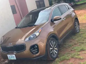 Kia Sportage EX 4dr SUV AWD (2.4L 4cyl 6A) 2017 Gold