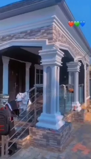 4bdrm Bungalow in Benin City for sale