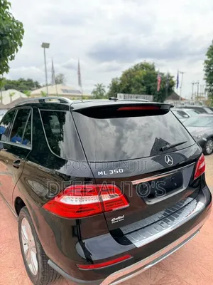 Mercedes-Benz M Class ML350 4dr SUV (3.5L 6cyl 7A) 2015 Black