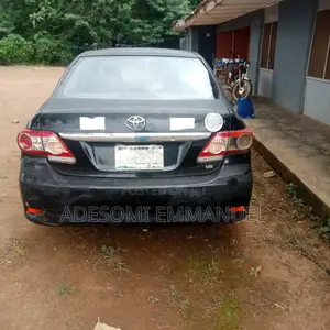 Toyota Corolla 2012 Black